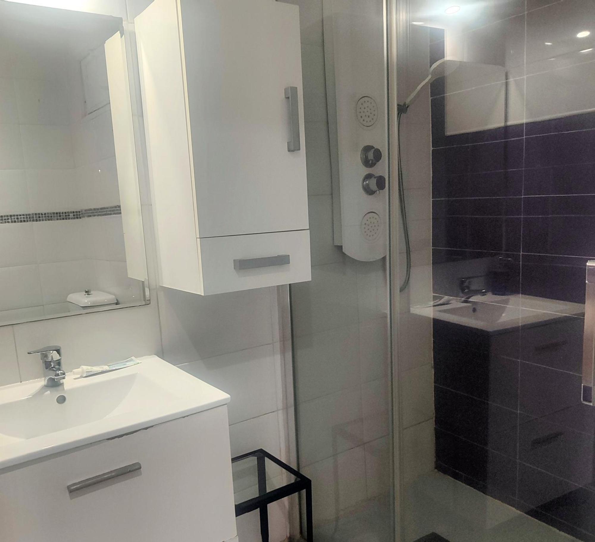 Avenue Rooms Valencia Luaran gambar
